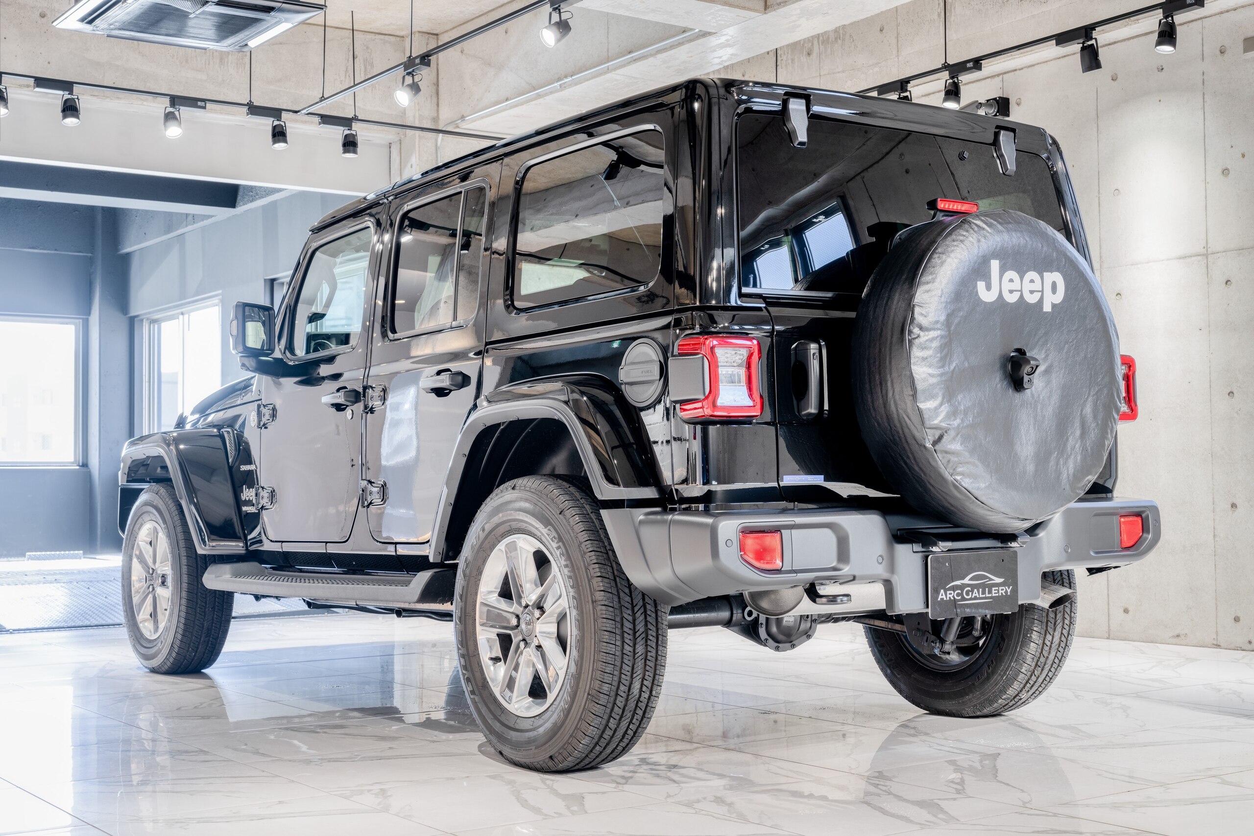 ジープ ラングラー アンリミテッド サハラ2.0L 4WDの車両詳細｜アーク 