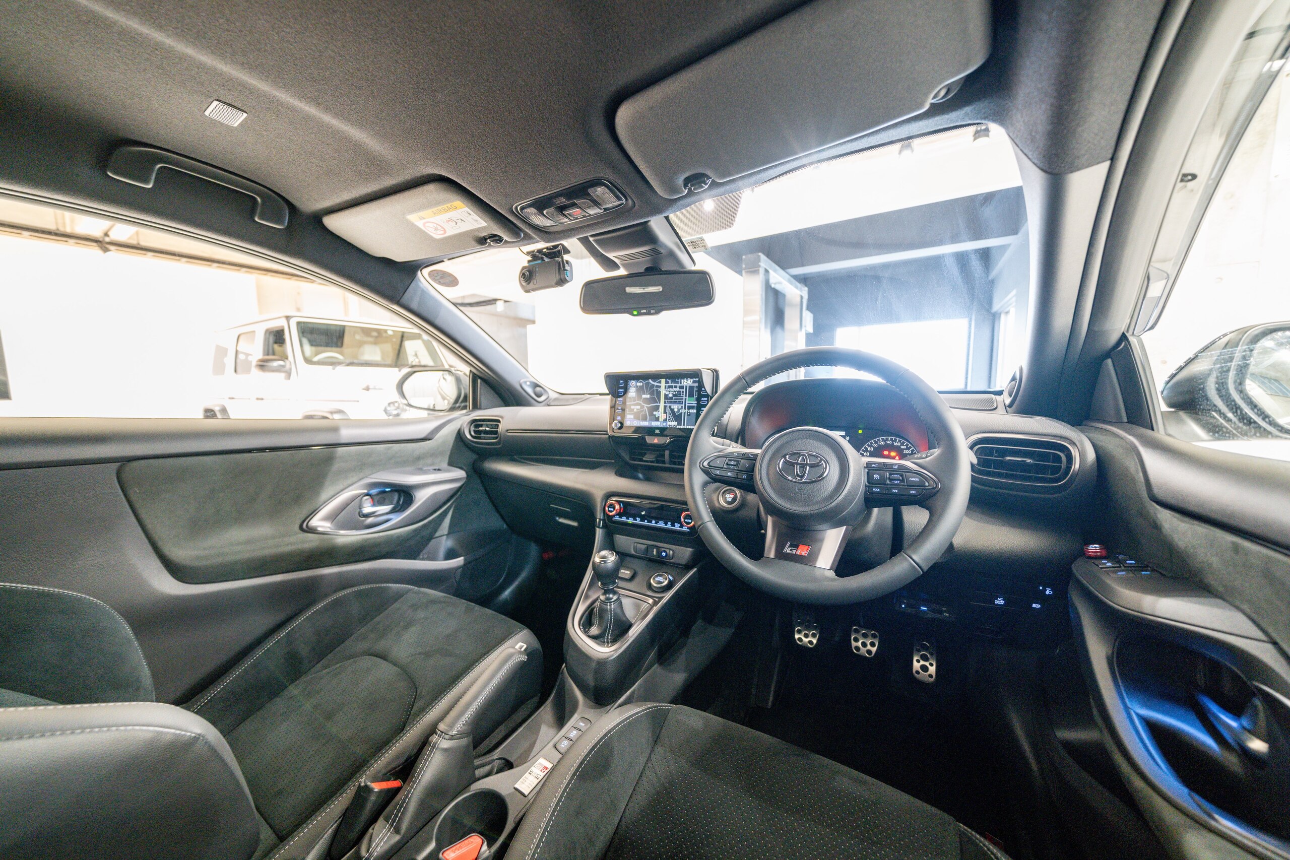 トヨタ GRヤリス 3ドア1.6RZハイパフォーマンス 4WDの車両詳細｜アーク