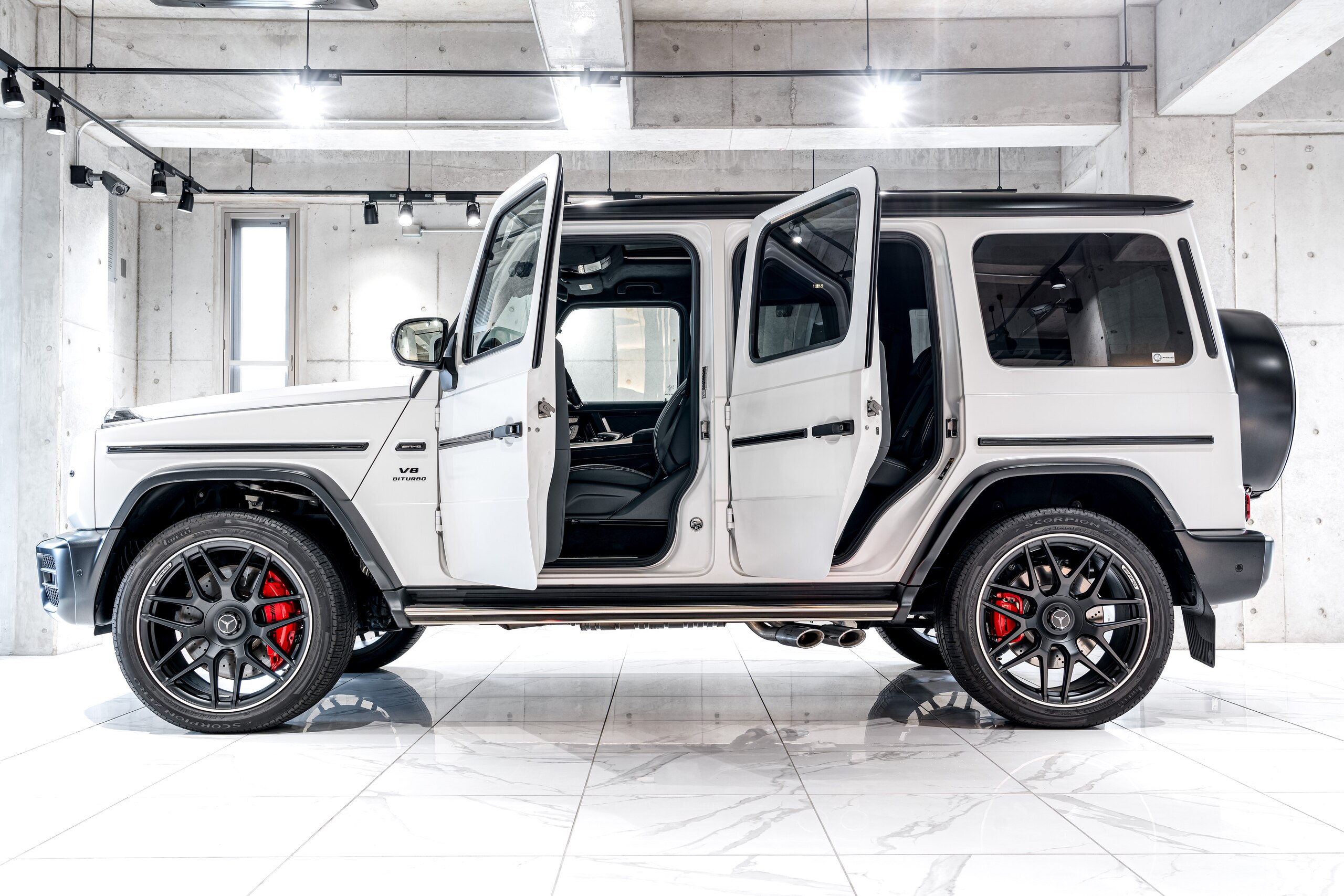 メルセデスＡＭＧ Gクラス G63マグノヒーローエディション4WD 左Hの