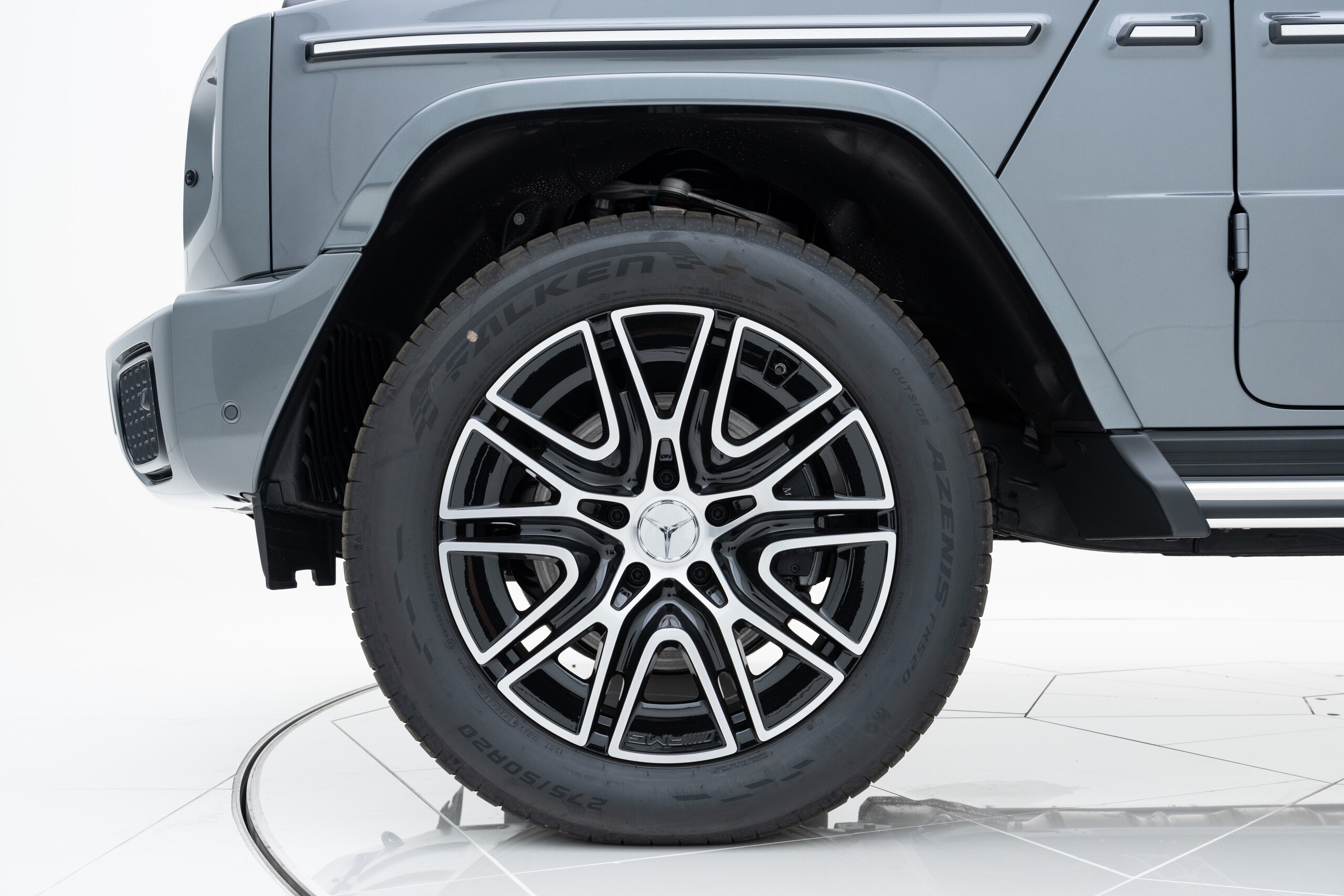 メルセデス・ベンツ Gクラス G450d AMGラインPKG(ISG) 4WD MP202501 左