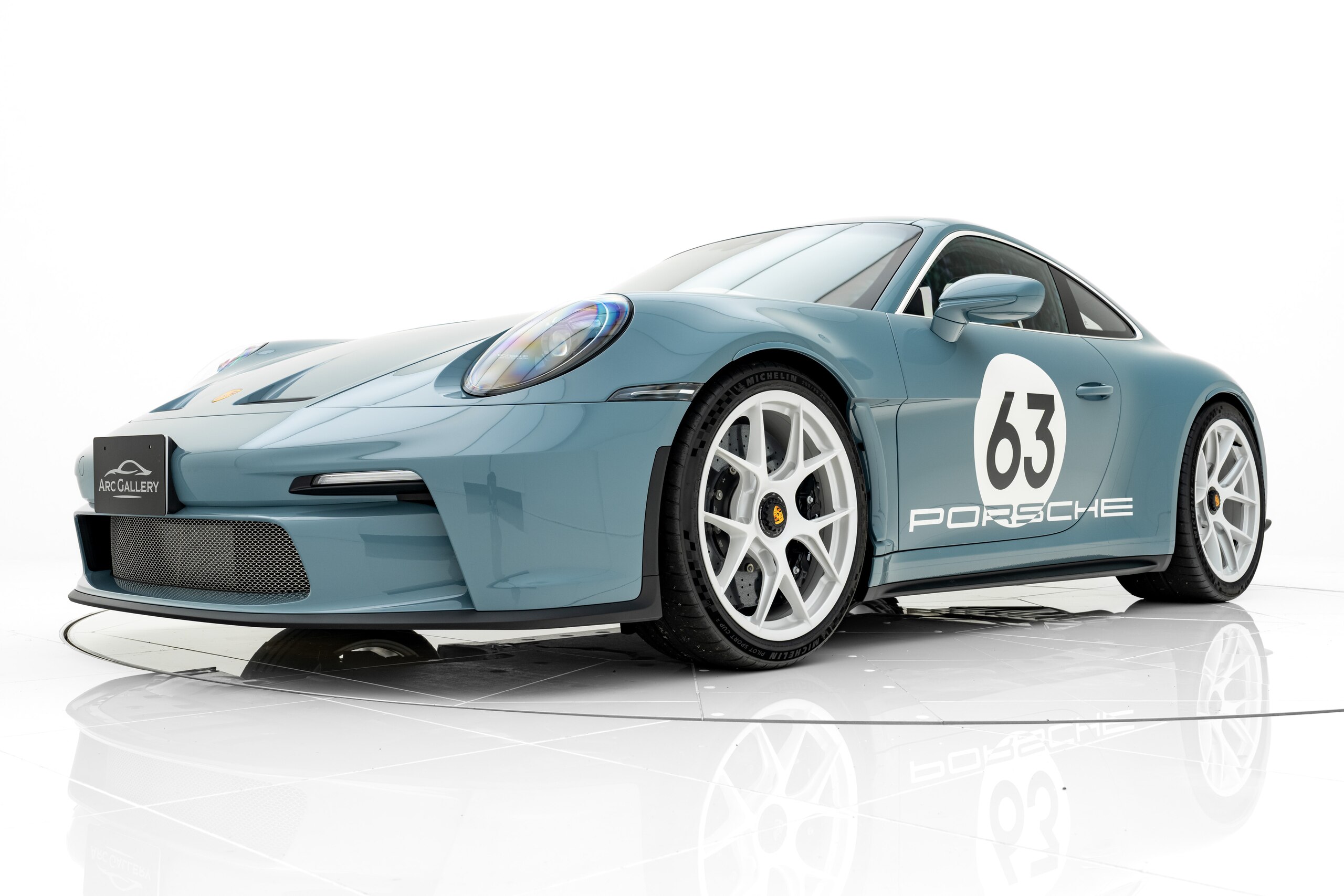 フロントシェル 見本 ポルシェ 911 911S/T 左Hの車両詳細｜アークギャラリー