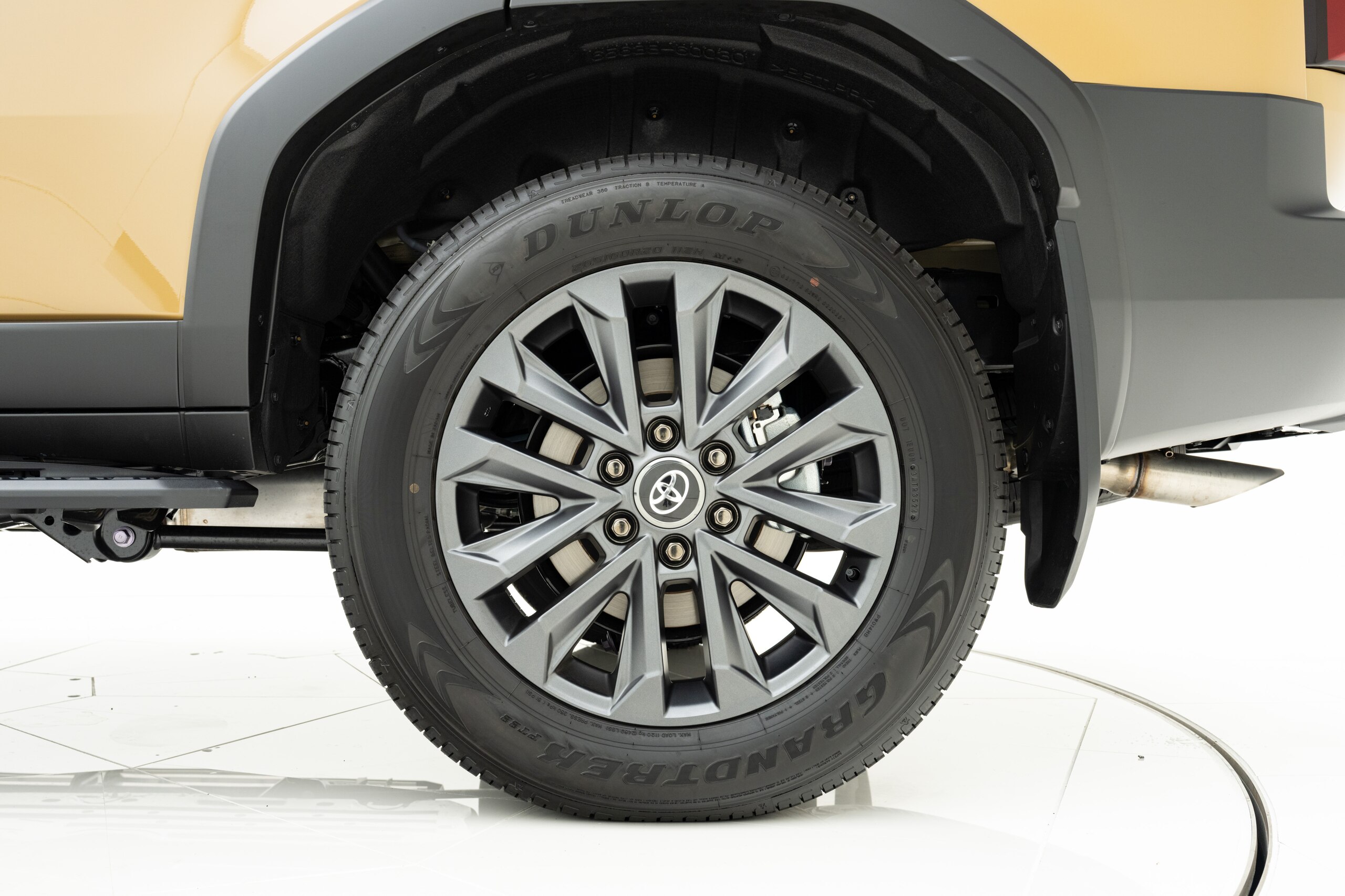 トヨタ ランドクルーザー250 2.8ZXディーゼルターボ 4WDの車両詳細